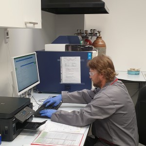 20-03-rentgensko-fluorescentni-analizator-a-002